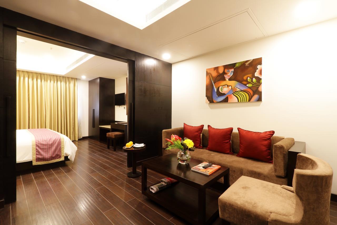 Ameya Suites Nuova Delhi Esterno foto