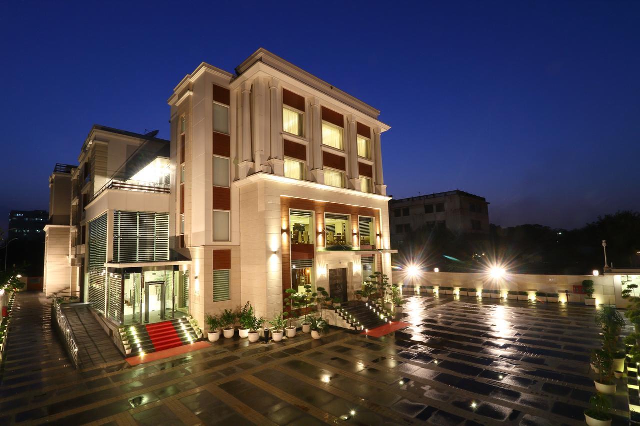 Ameya Suites Nuova Delhi Esterno foto