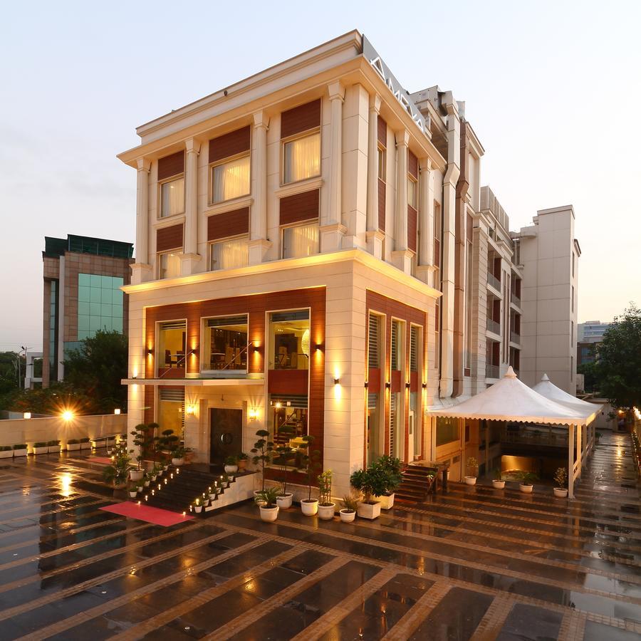 Ameya Suites Nuova Delhi Esterno foto