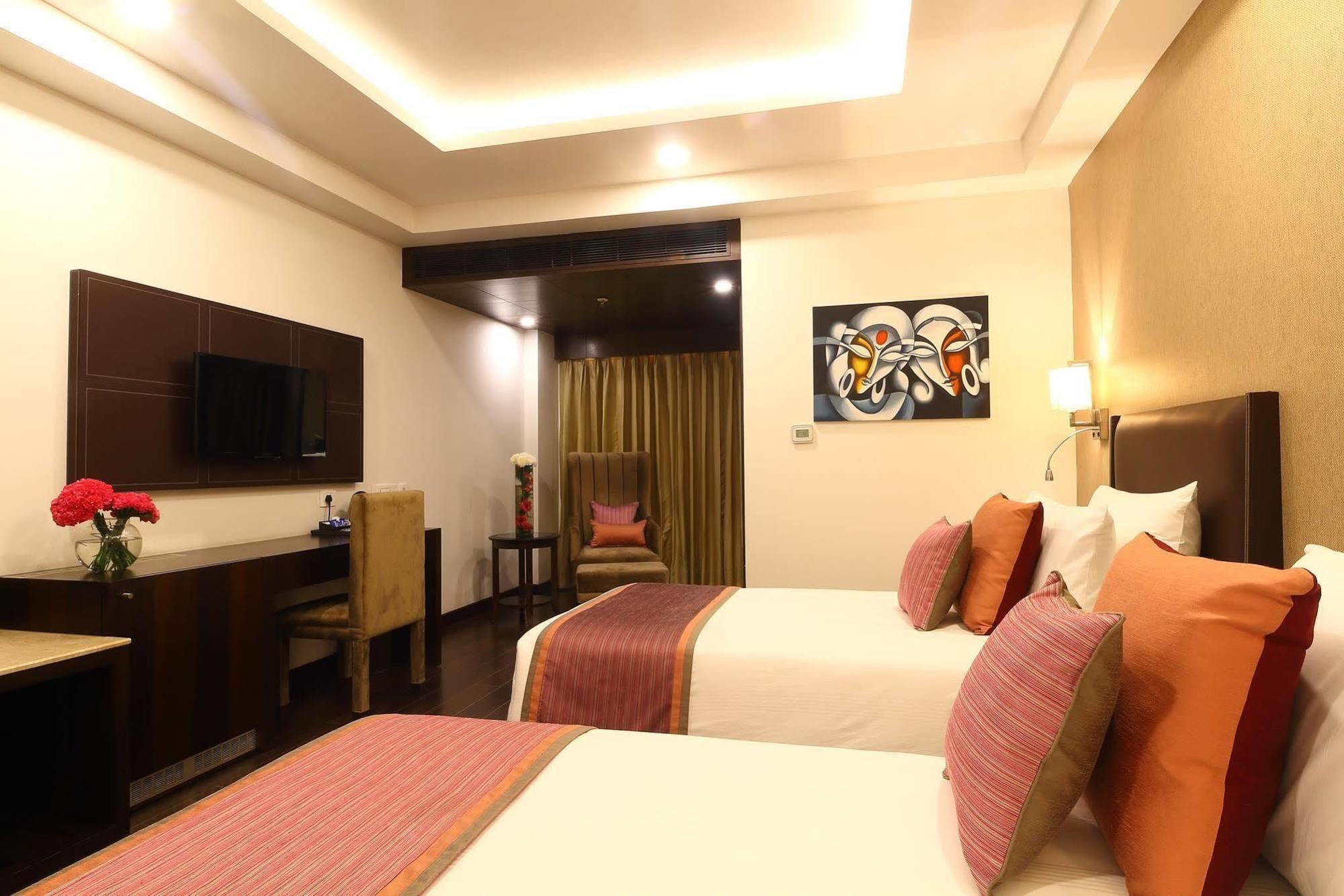Ameya Suites Nuova Delhi Esterno foto