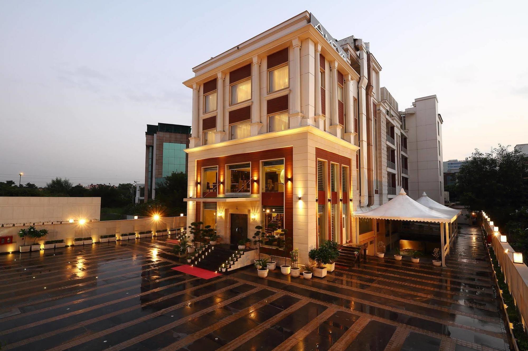 Ameya Suites Nuova Delhi Esterno foto